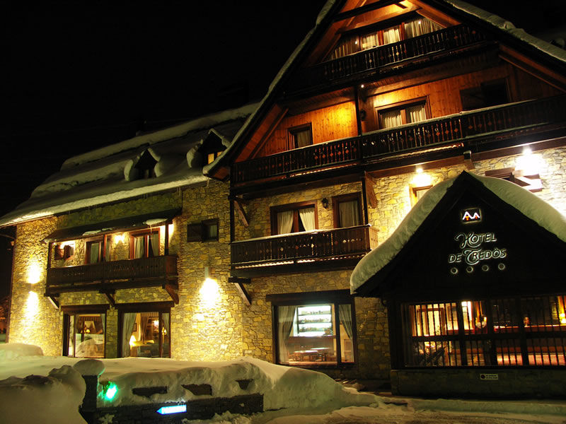 Hotel Yoy Tredos Luaran gambar